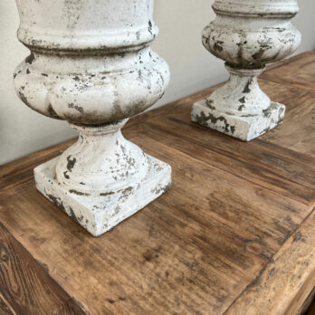 Antique rustic shop counter Adella