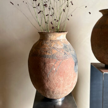 Large antqiue African urn | Amina