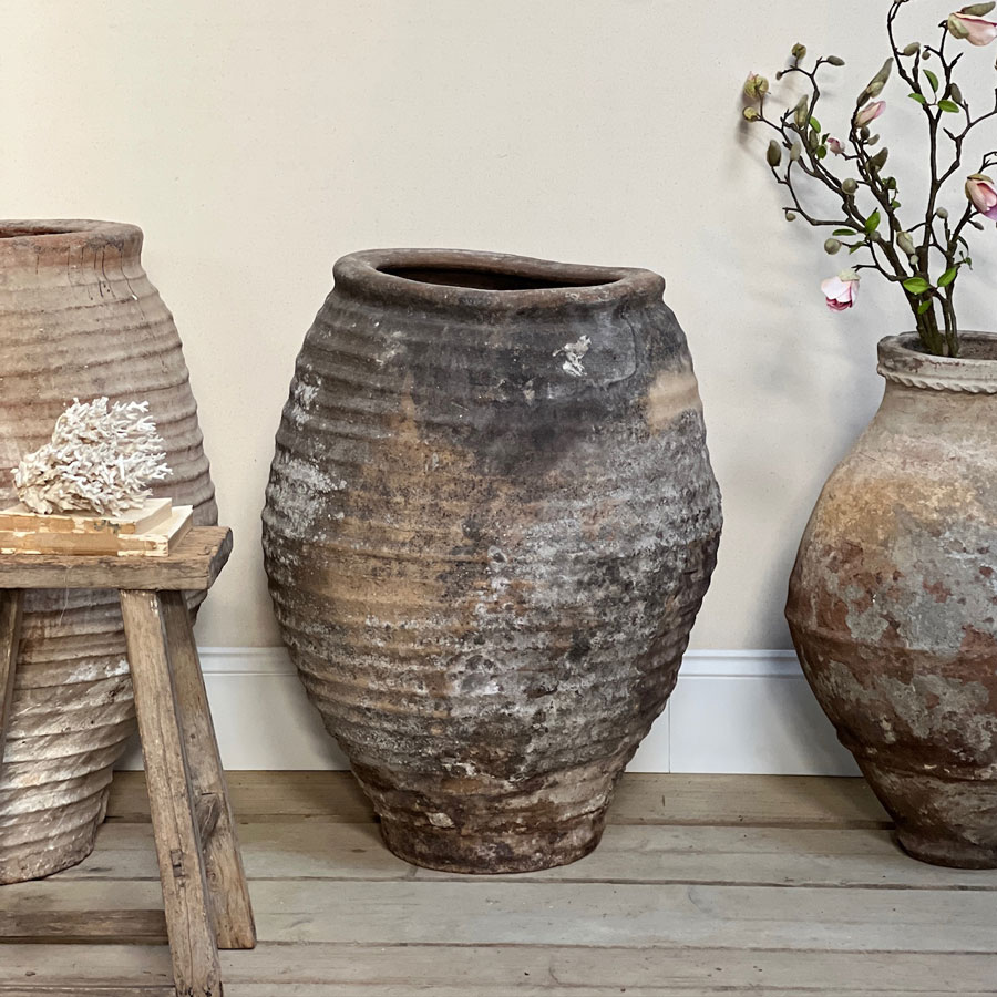 Large Antique spanish ribbed urn | Angelina