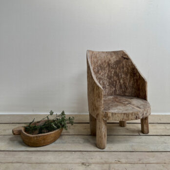 Antique primitive Indian seat Ansie