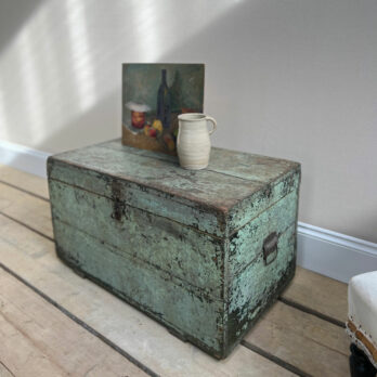 Vintage Blanket Box B