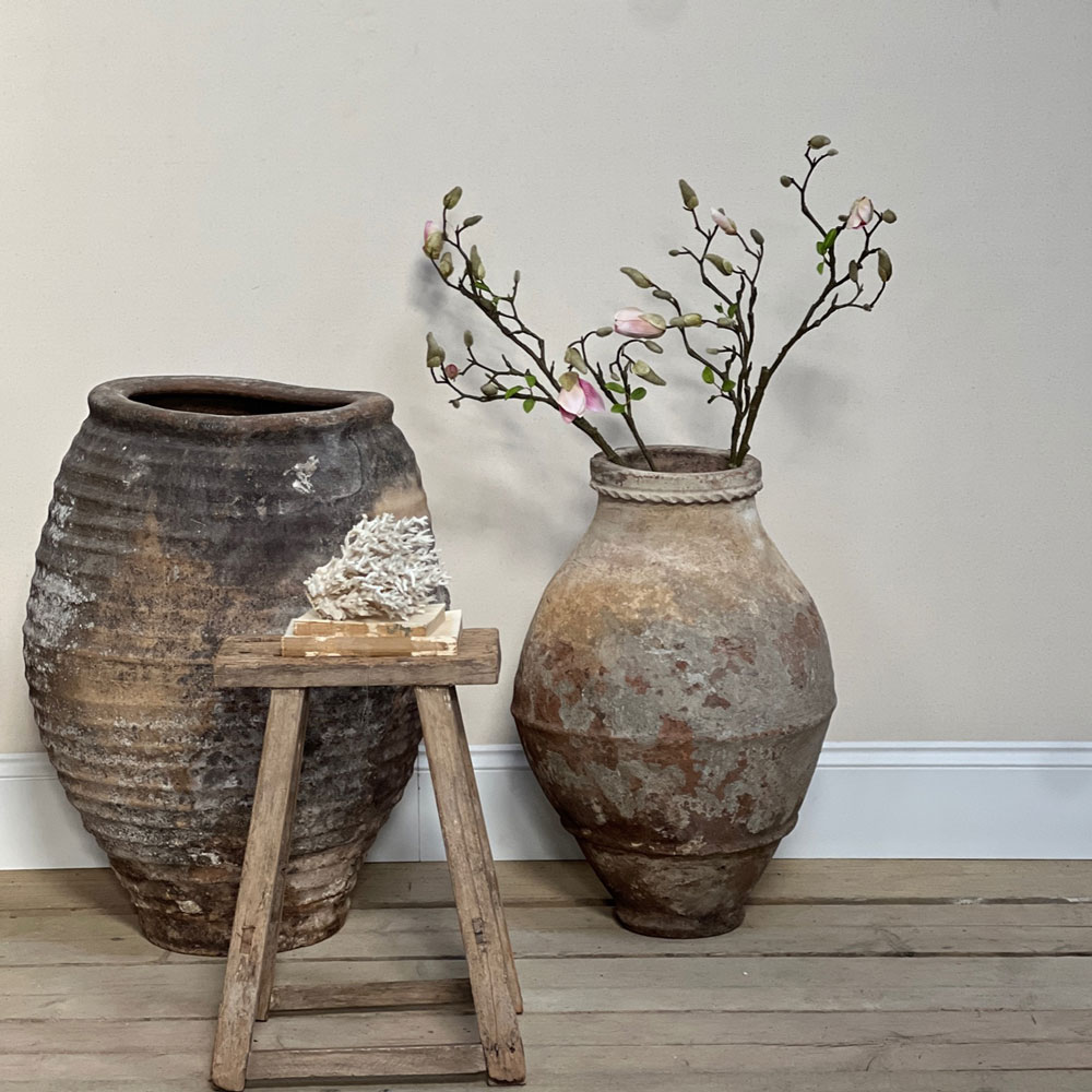 Antique turkish urn | Elisa