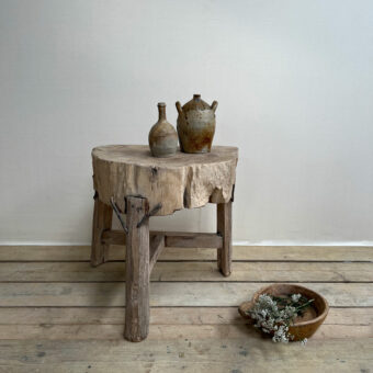 Tree stump side table Ellika