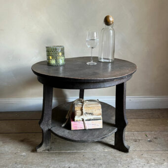 Large antique side table | Kuron