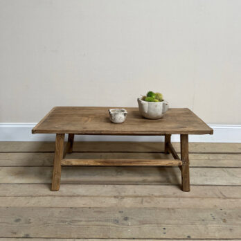 Small antique coffee table Lola