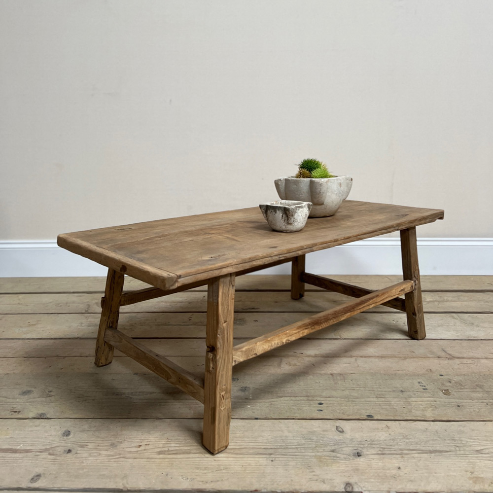 Small antique coffee table Lola