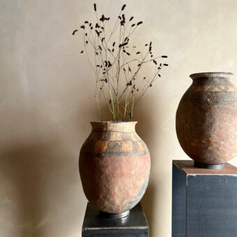 Large antqiue African urn | Omari