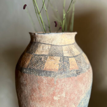 Large antqiue African urn | Omari