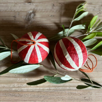 Paper Bauble Red Stripe 6cm