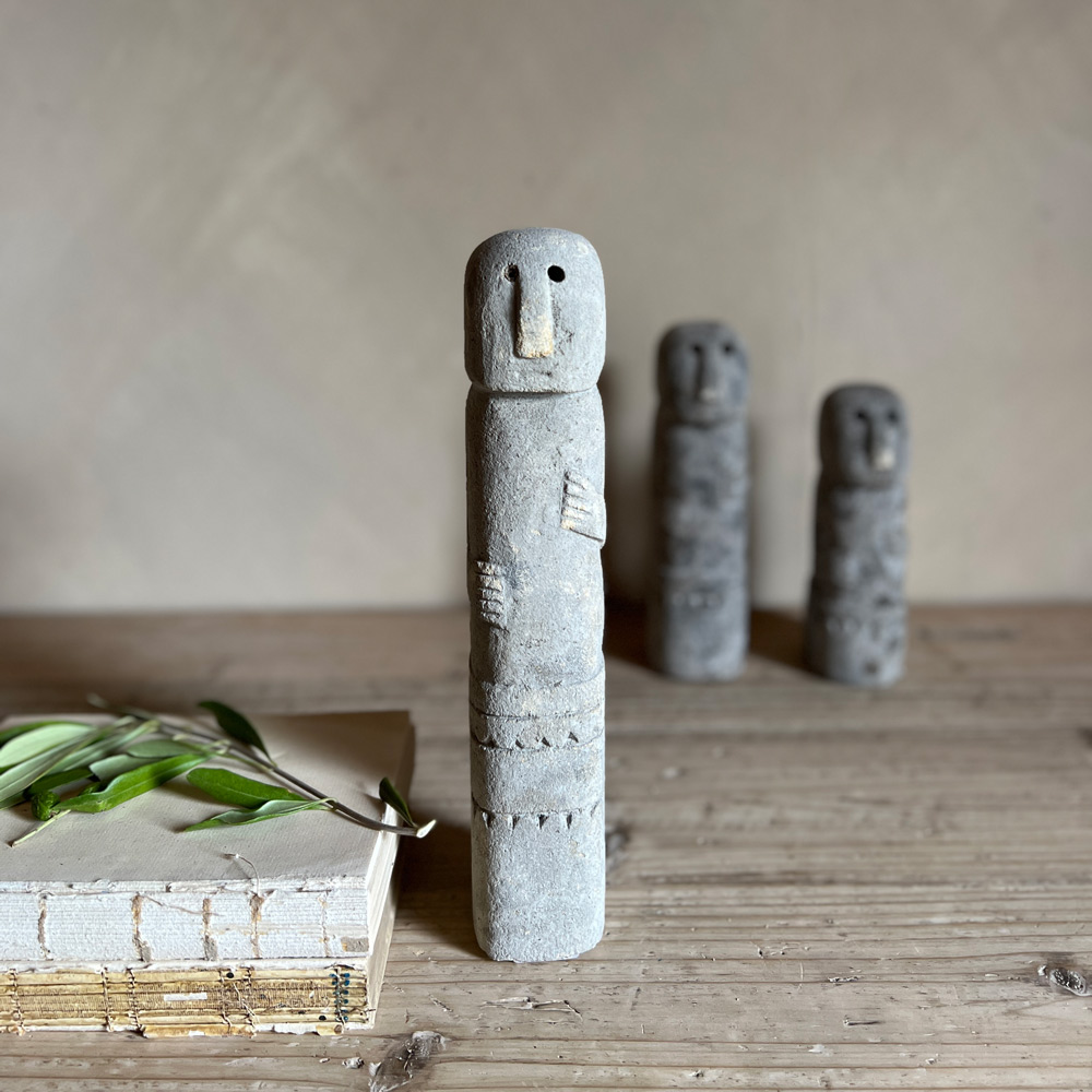 Decorative stone statue tall | Large