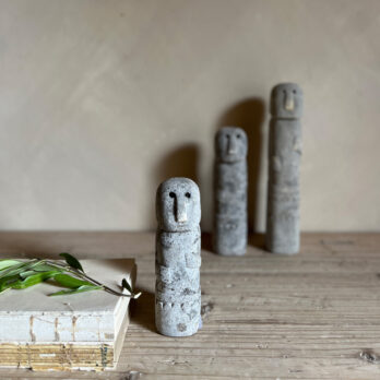 Decorative stone statue tall | Small