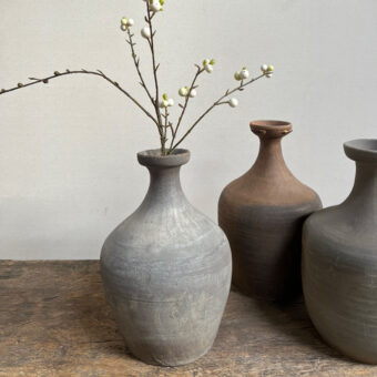 Antique rice wine urn | Medium A