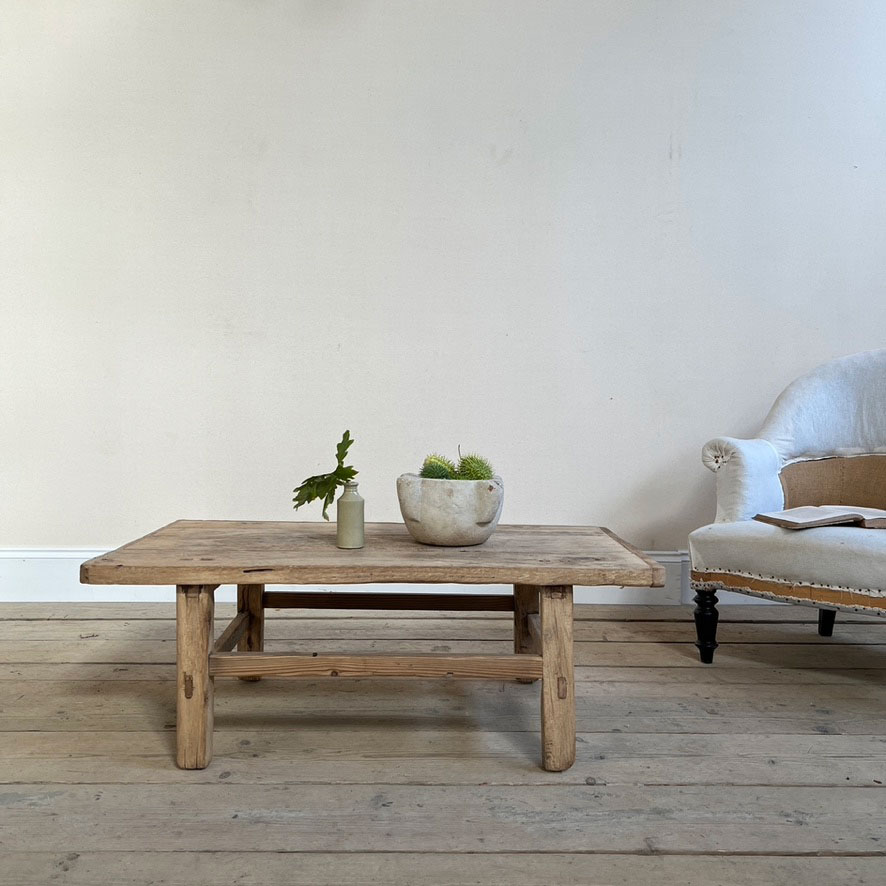 Small Antique coffee table Colette