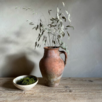 Antique Mediterranean urn Leilani