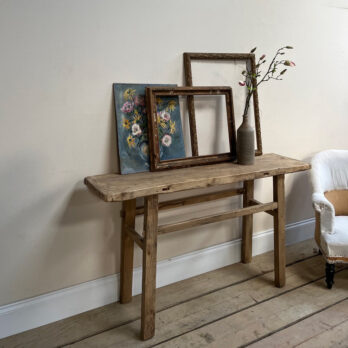 Antique console table | Stow