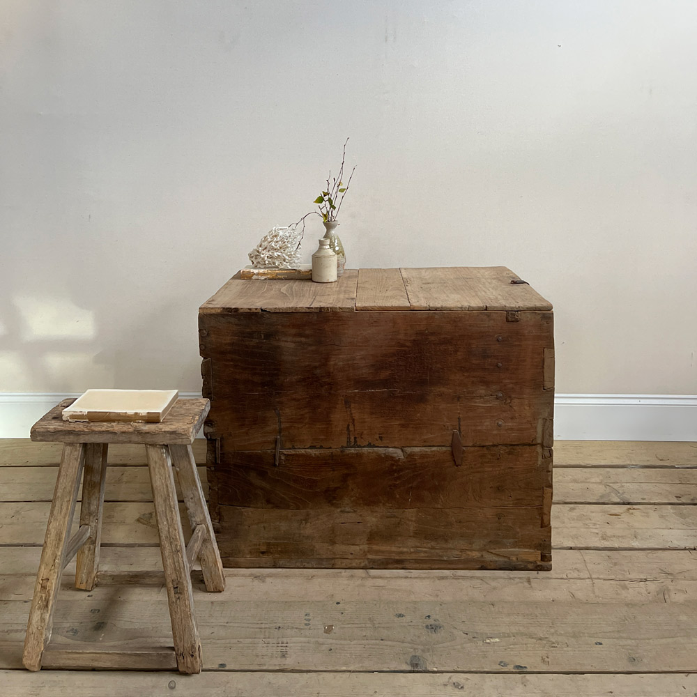 Antique blanket box | Sybil