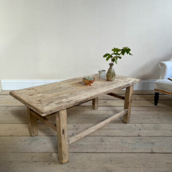 Antique rustic coffee table | Talbot