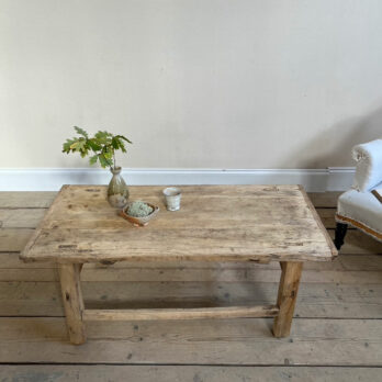 Antique rustic coffee table | Talbot