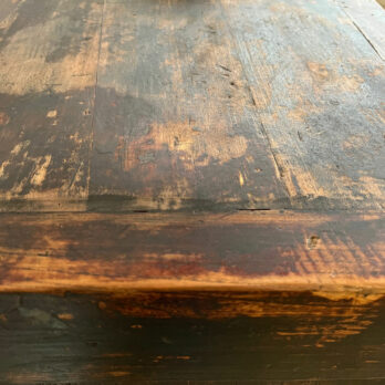 Antique elm shop counter | Tanasha