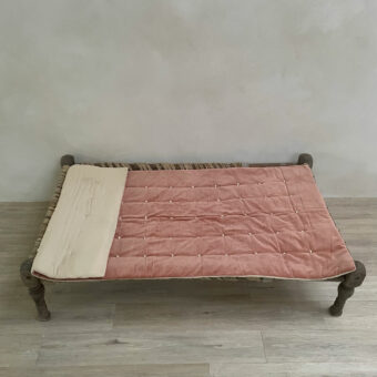 Velvet Throw Rose