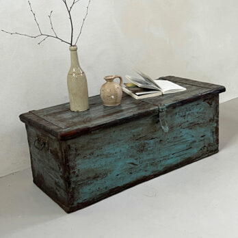 Vintage blanket box | Poynings
