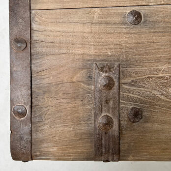 Extra large antique coffee table | Violette