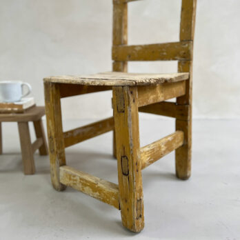 Vintage Primative Chair NO:02